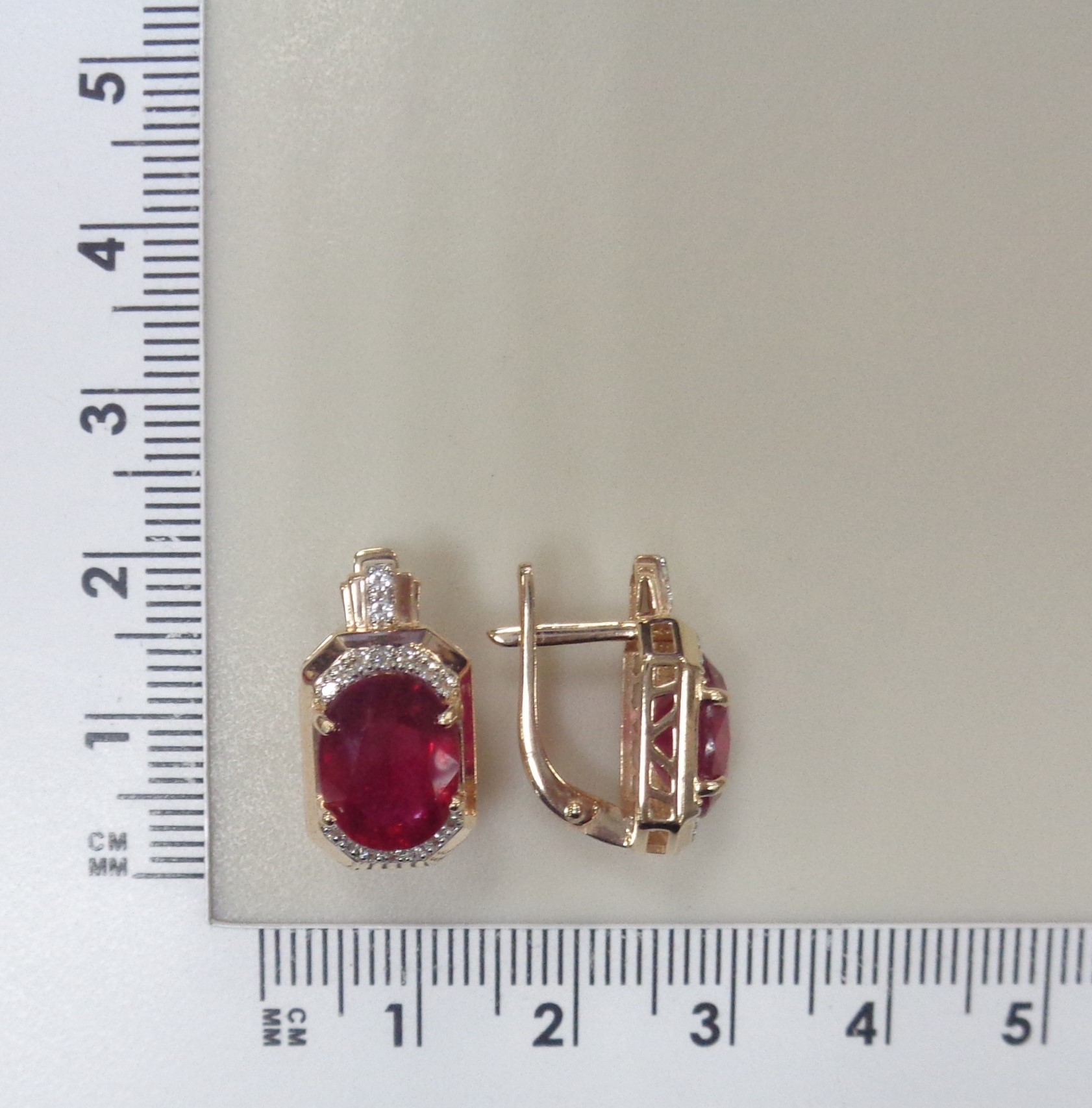 Серебряные серьги с рубинами